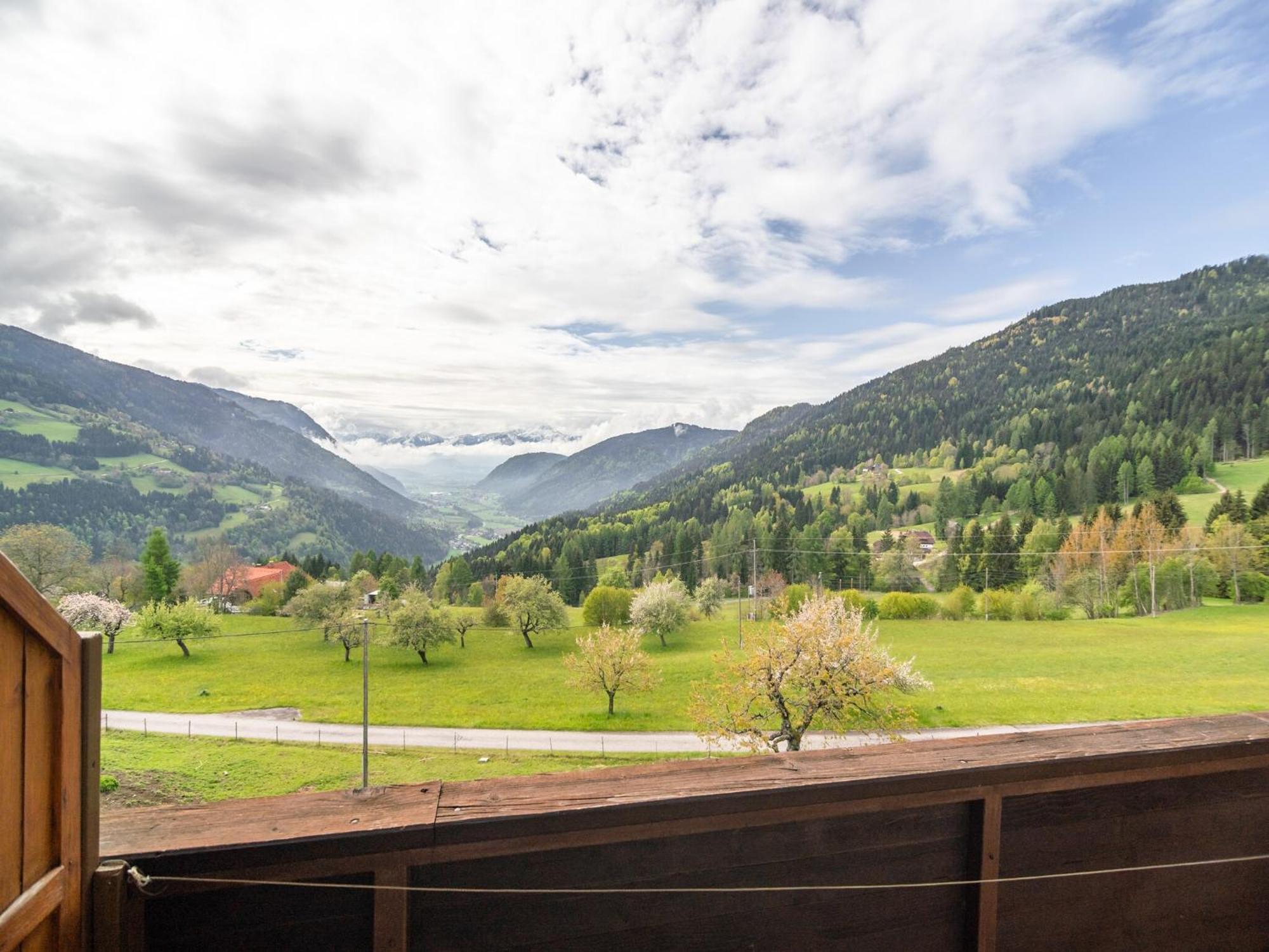 Cozy Apartment In Afritz Am See Near Gerlitzen Ski Area Exterior foto